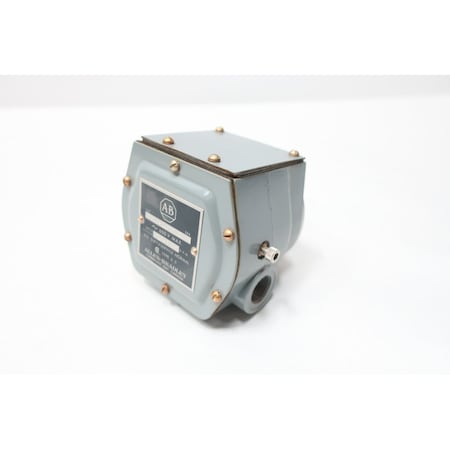 Allen Bradley 15-60RPM 600V-AC SPEED SWITCH 808-G4